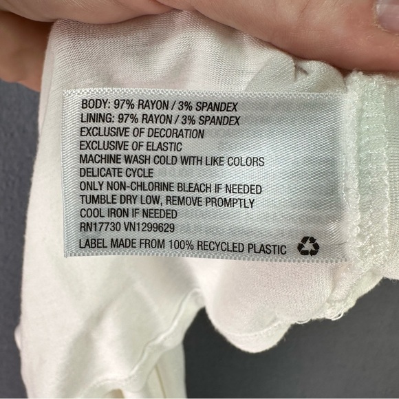 KNOX ROSE White Flowy Boho Short Sleeve Smocked Embroidered Breezy Blouse Size S - Picture 15 of 15